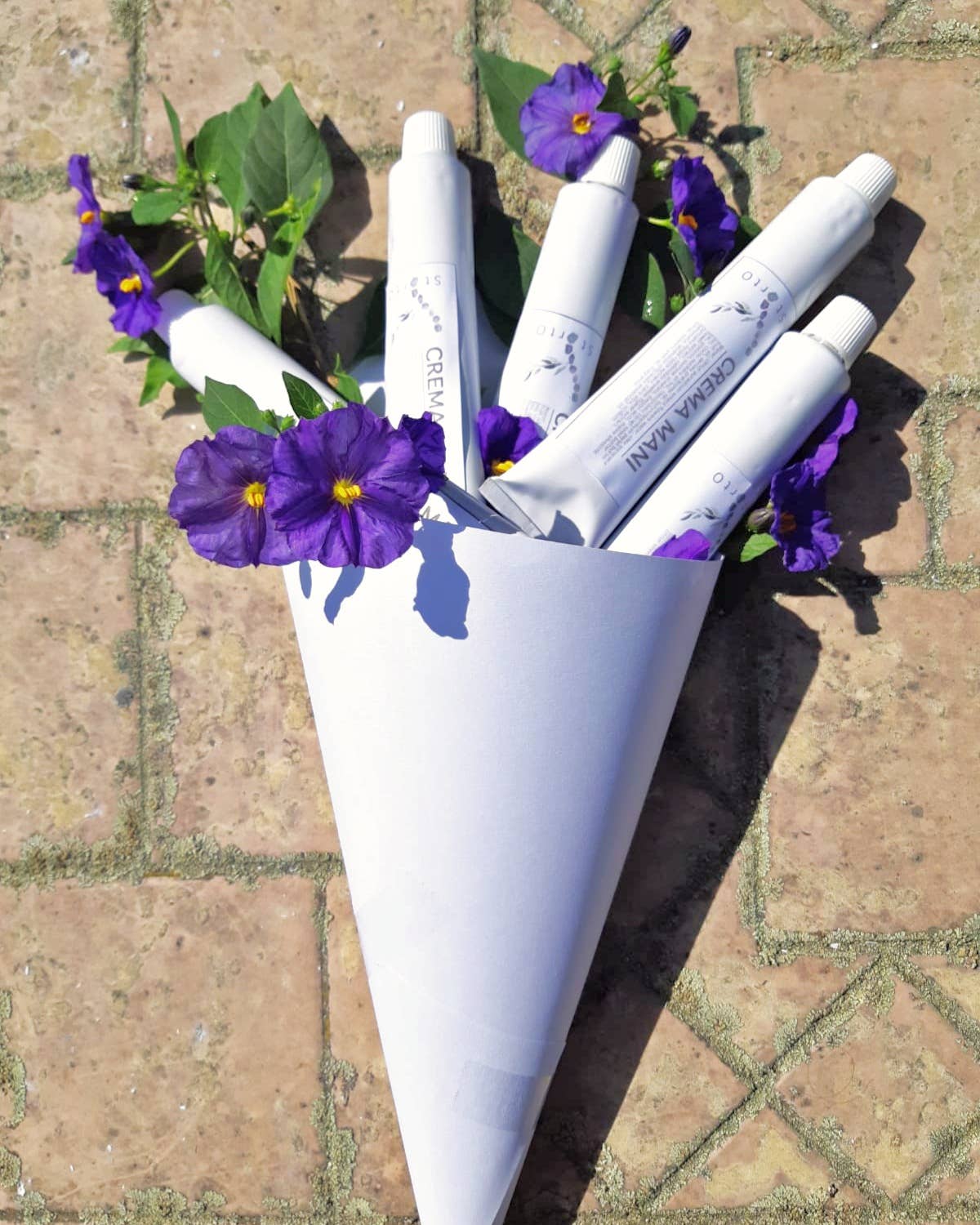 L'Albero Storto di Irene Ramos Garcia - Wholesale Hand Cream/Lotion - FLEURS: Hand cream1