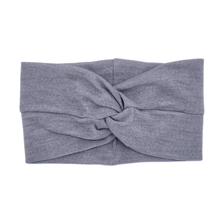 Pandebånd i grå merinould for engroshandel hos Flavia Soares