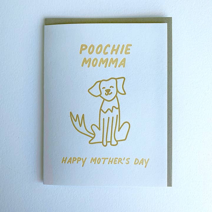 Carte de fête des mères Poochie Momma Dog Mom pour la vente par DeLuce Design