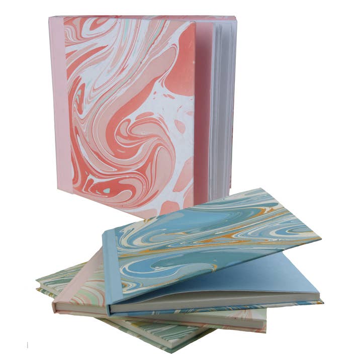 Square notebook - sketchbook - golden book - marbled paper for wholesale by Epigram
