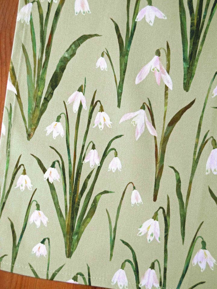 Snowdrops Tea Towel / Cotton Dish Towel / Kitchen Towel for wholesale by Freya Snow