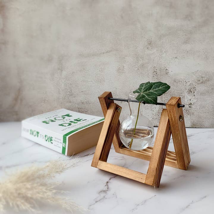 IVORE.GROUP (We cover All Import duty) - Wholesale Vase - Glass Planter Bulb Vase with Wooden Stand