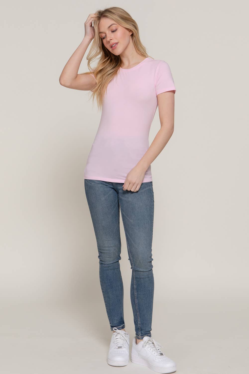 Active Basic | Active USA - Vente T-shirt – femme - Top en jersey de coton et élasthanne à manches courtes et col rond23