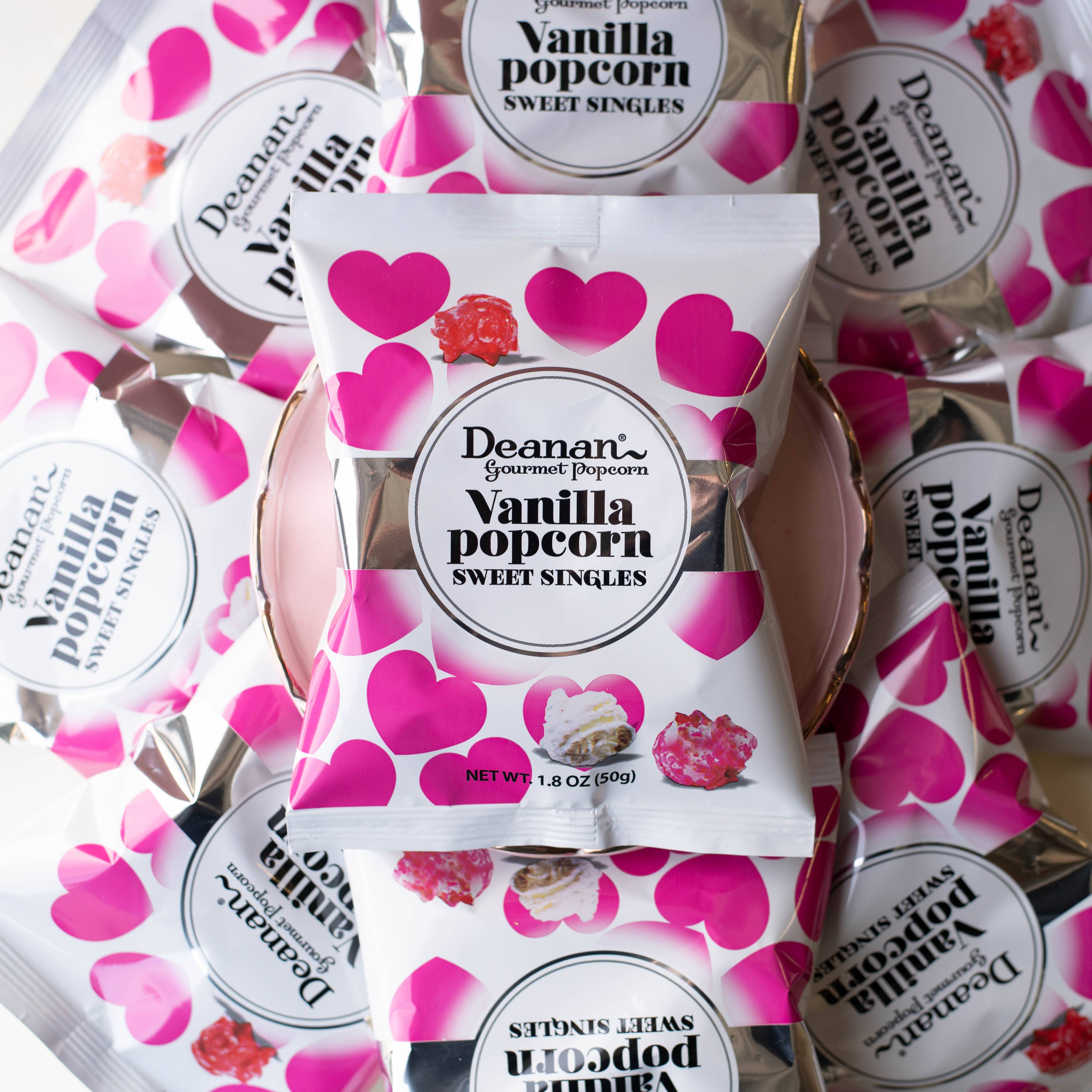 Deanan Gourmet Popcorn - Wholesale Popcorn - Vanilla Holiday - 100 Count Heart Bags - 1.5 Cup Bags3