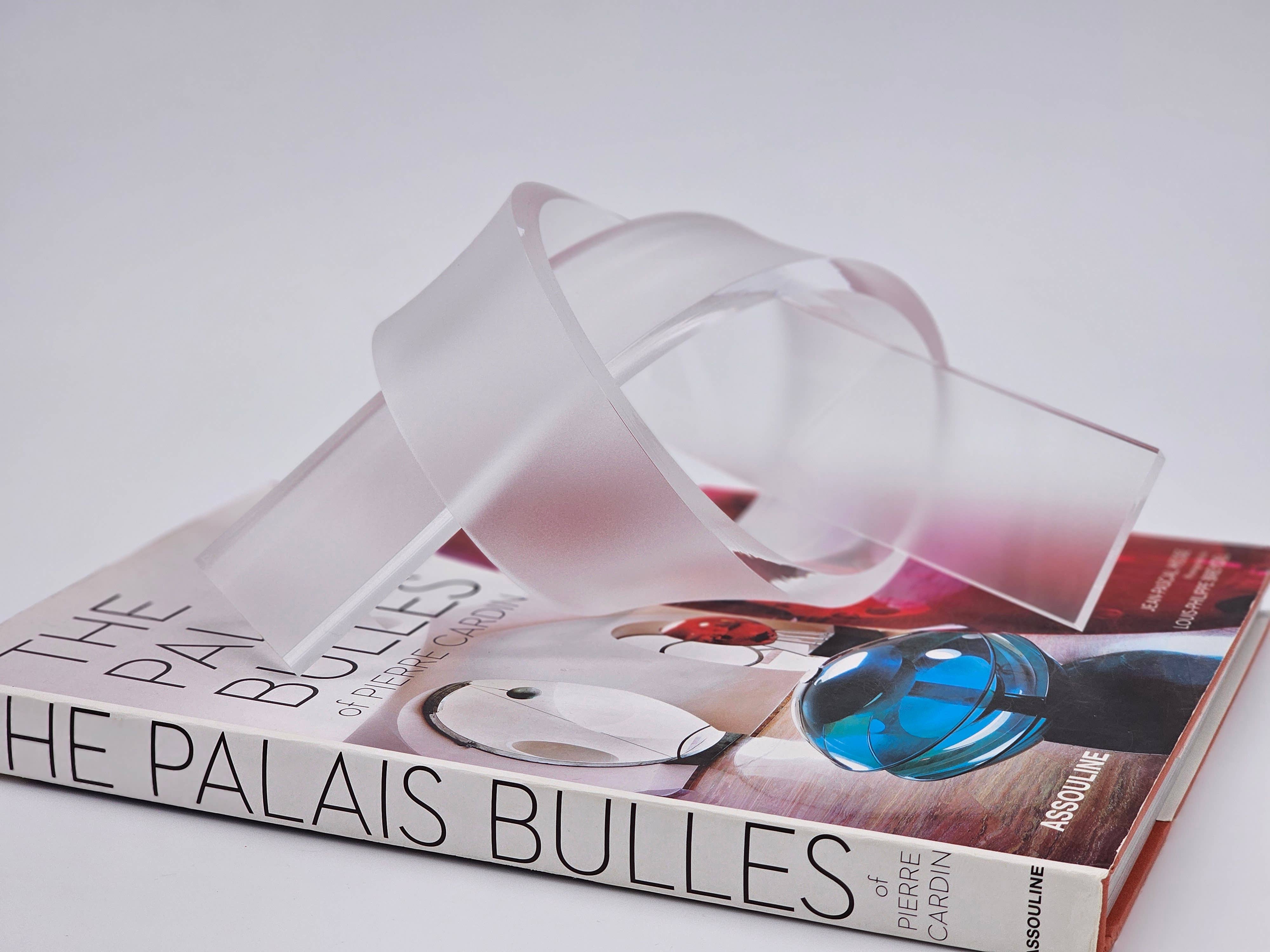 Somar Creations - Wholesale Decorative Tabletop Object - Acrylic Large Love Knot 1