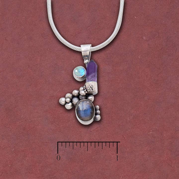 Amethyst Crystal Point e Pendente Oval em Pedra da Lua Preta por atacado de Tidepool