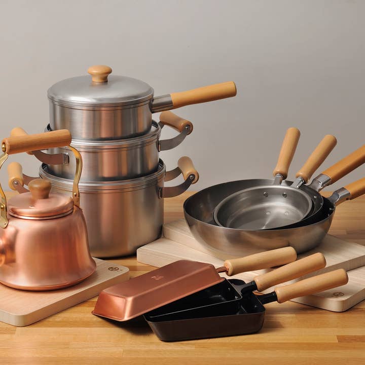 "Japacolle" Japan Collections - Wholesale Kettle - Chitose Wood handle copper drip kettle