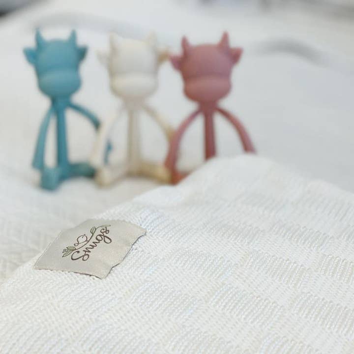 Baby Bamboo Blanket for wholesale by Snugs Baby