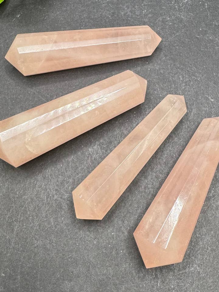 Rozenkwarts Vogel voor wholesale door Moonbeam Healing