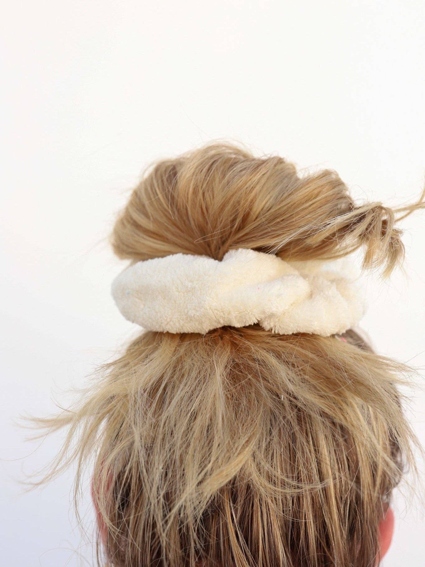 KAXI - Wholesale Scrunchie - Women's - OVERSIZED TOWEL SCRUNCHIES ( 18 COLORS )37