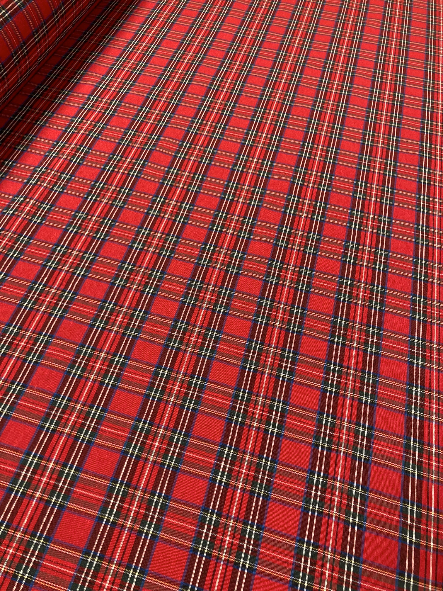 Bamar - Vente Nappes - Nappe Windsor rouge - losange écossais - tartan5