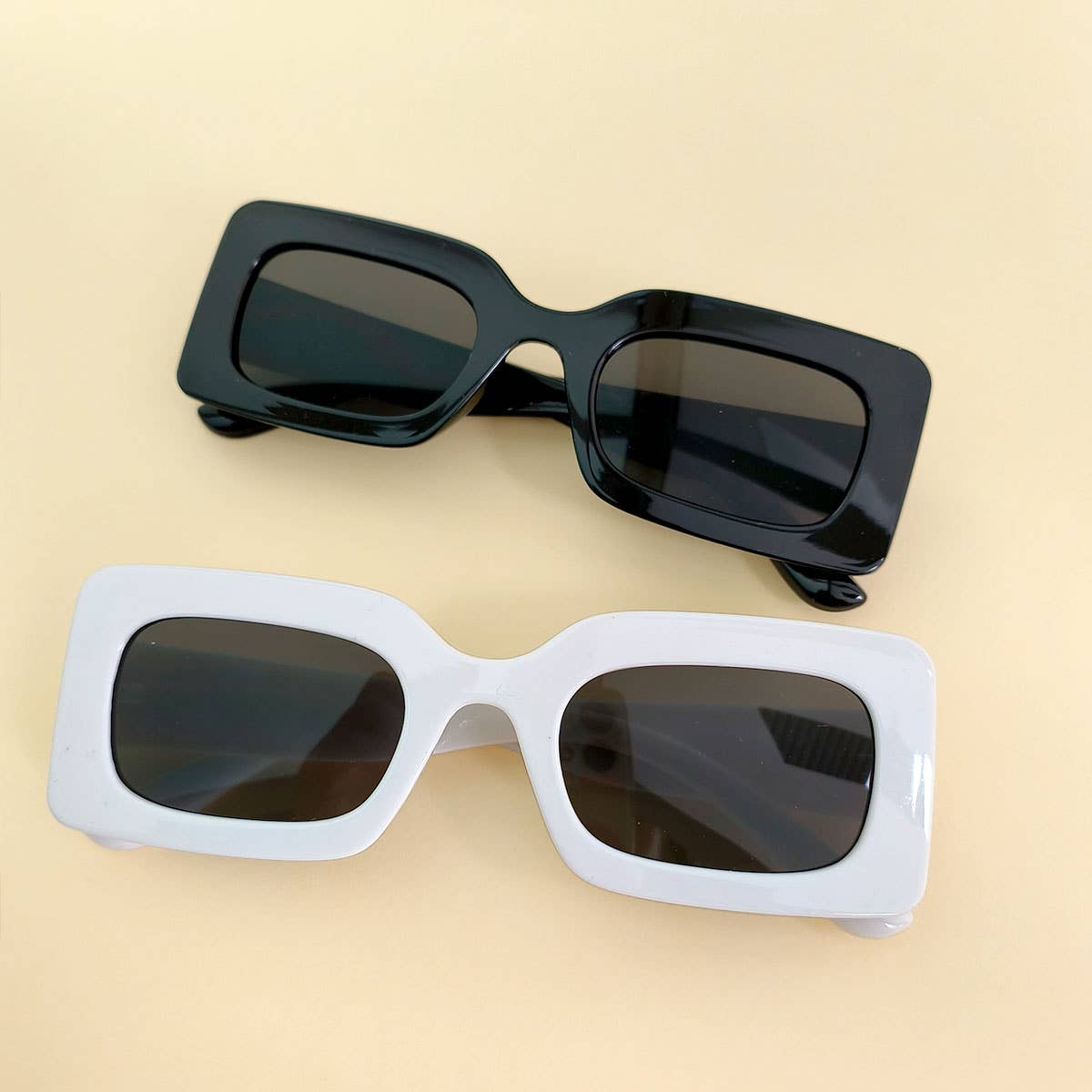 ACCITY - Wholesale Sunglasses - Women's - Trendy Small Square Jelly Sunglasses, Retro Style_CWASG007420