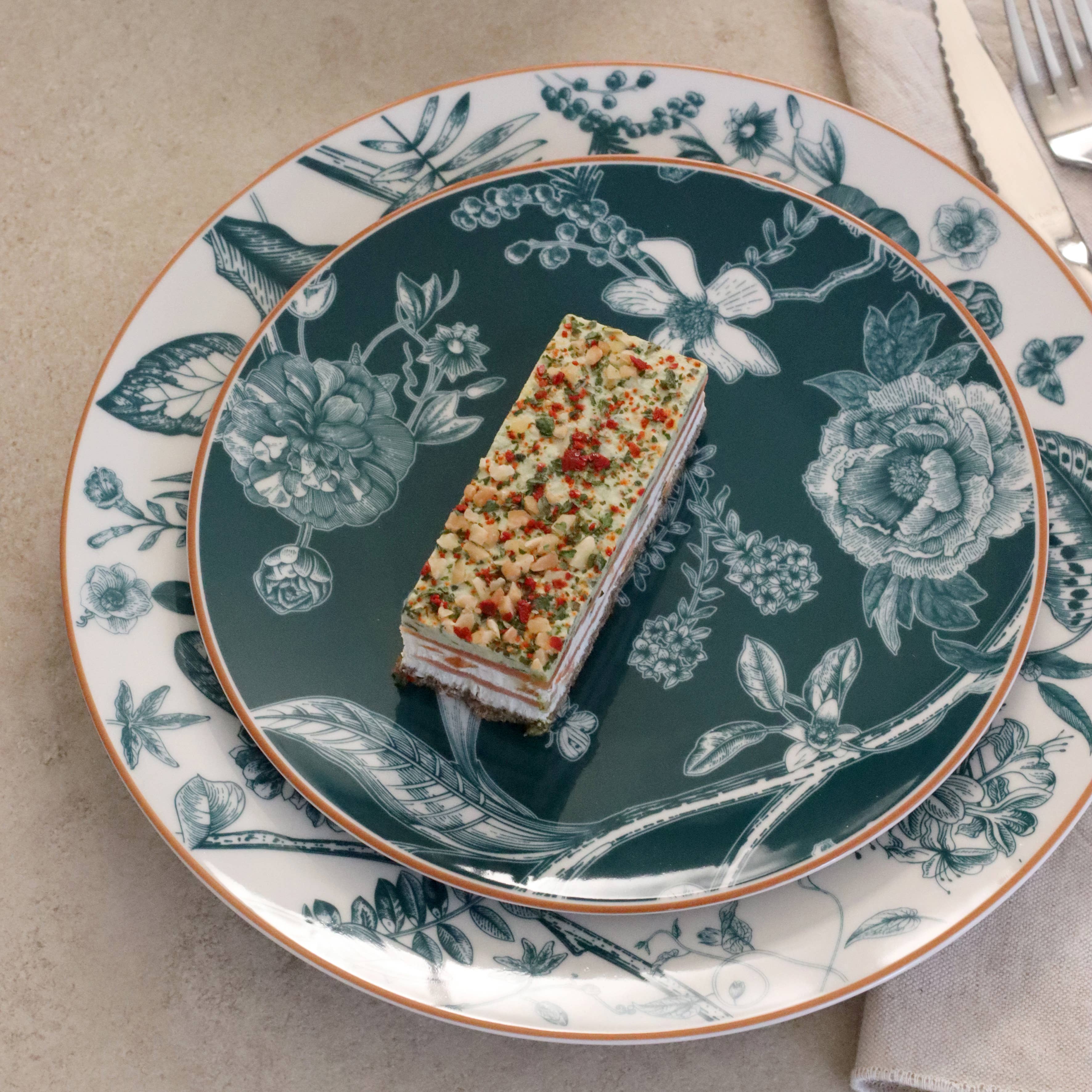 Novastyl – Engroshandel Middagstallerken – Botanic flad porcelænstel, 27 cm5