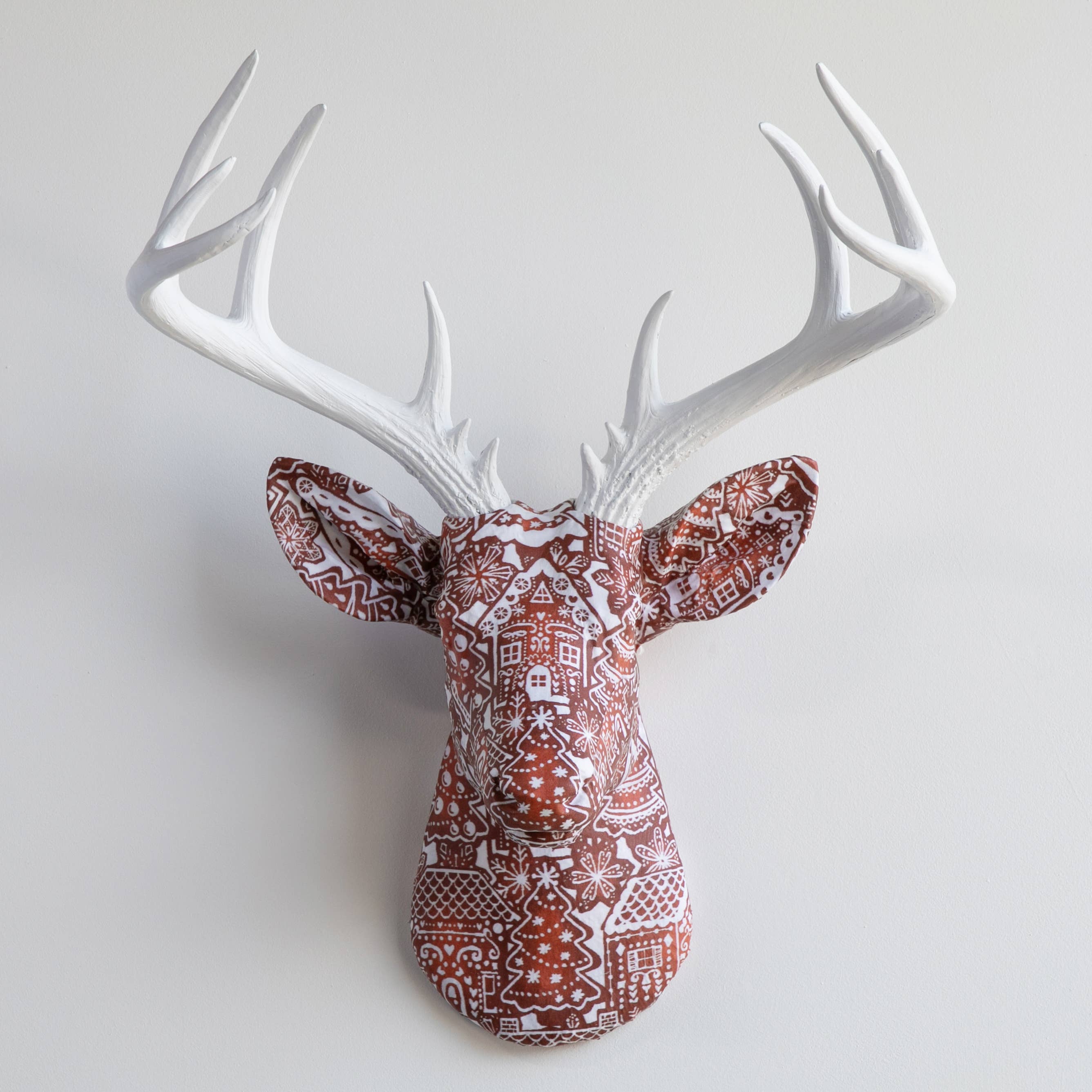 Near and Deer – Engroshandel 3D-vægkunst – Stofhjortehoved - Dusinvis af mønstervalg!35