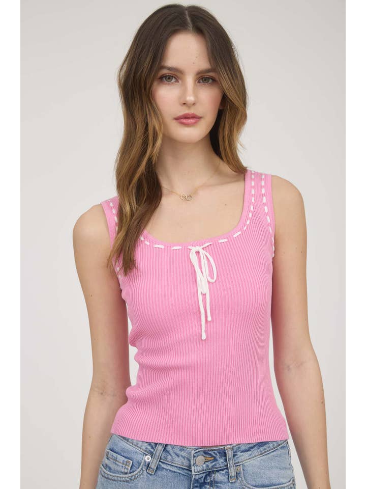 The Workshop Studio – Engroshandel Strikket top - Dame – SCOOP-UDSKÆRING FORAN BIND SWEATER STRIKKET TANKTOP14