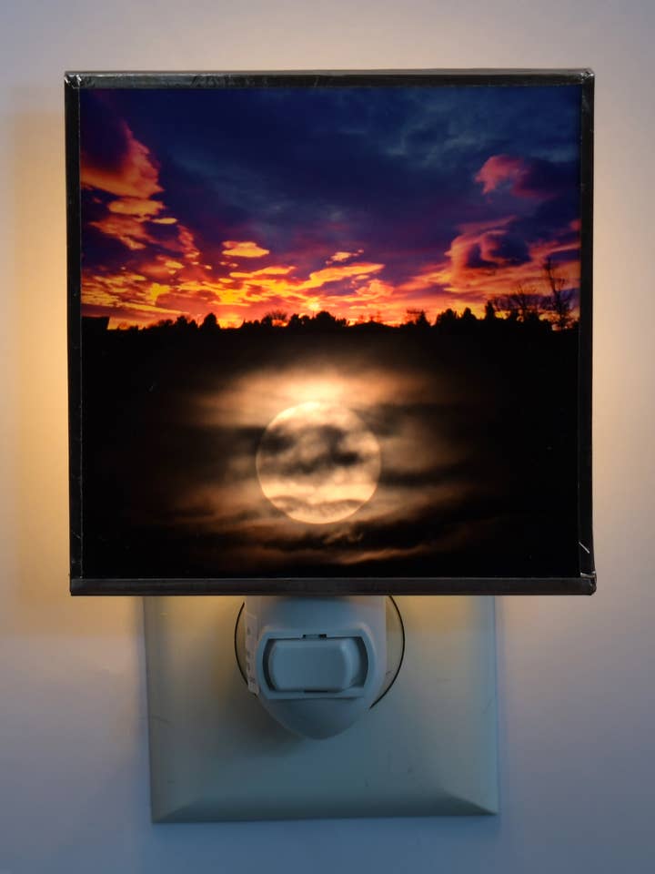 Moonrise Sunrise for wholesale by Solarography