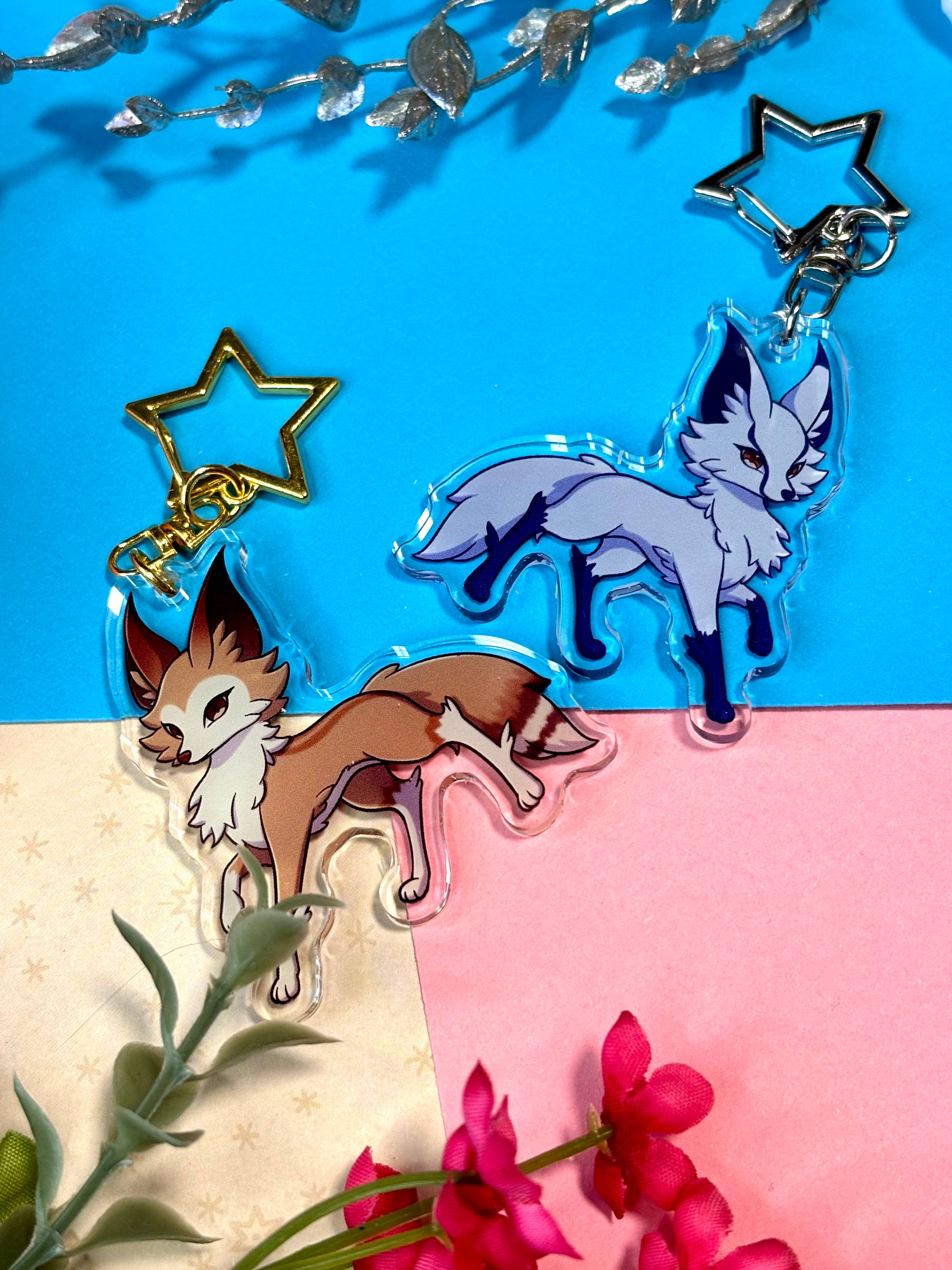 Winterra LLC – wholesale Nyckelringar - Dam – Sommar- och vinterräv akrylnyckelring berlocker 2,5 ”7