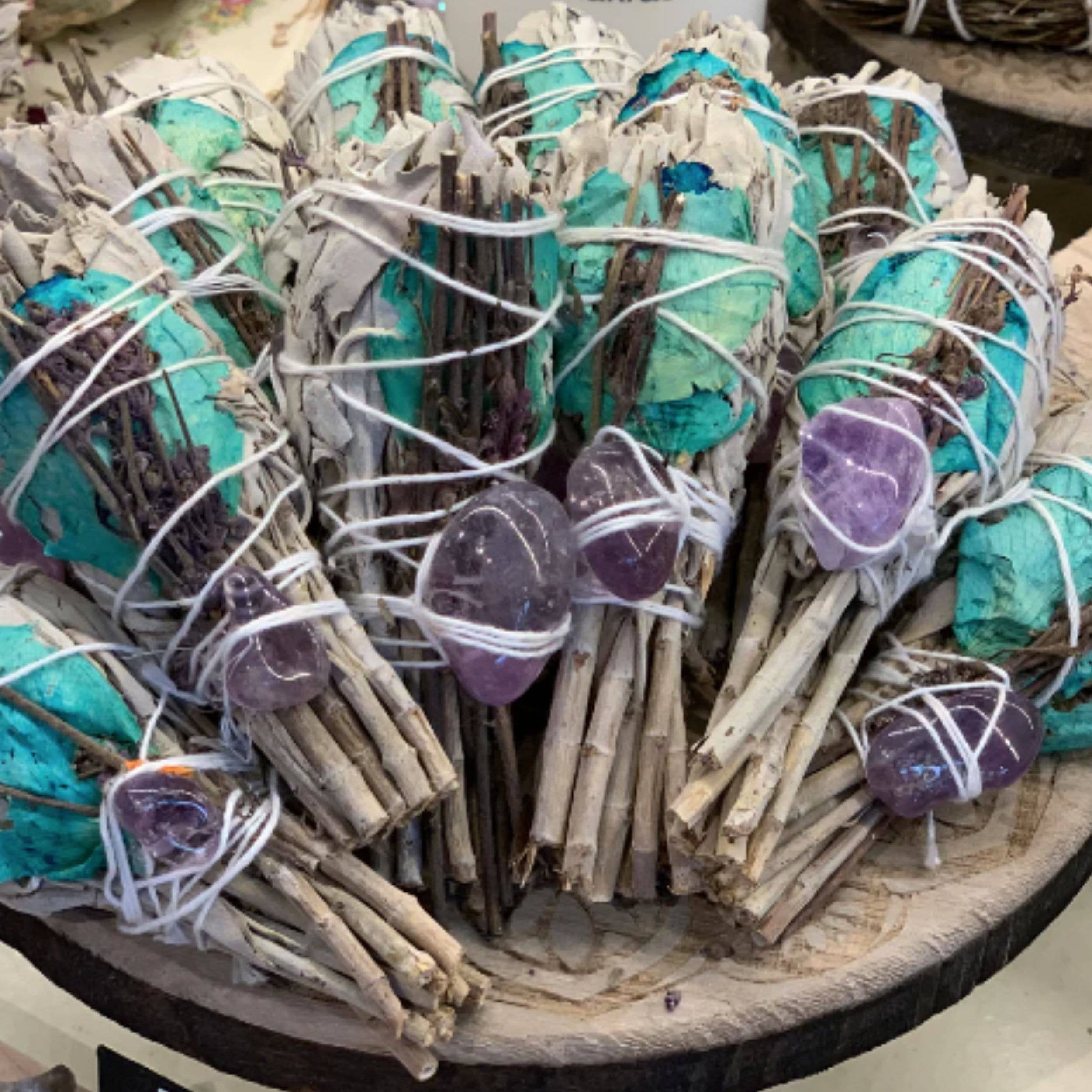 Orglamix – wholesale Salviabunt – Orglamix högvibrerande kit med salvia, rökelsepinnar och kristaller11