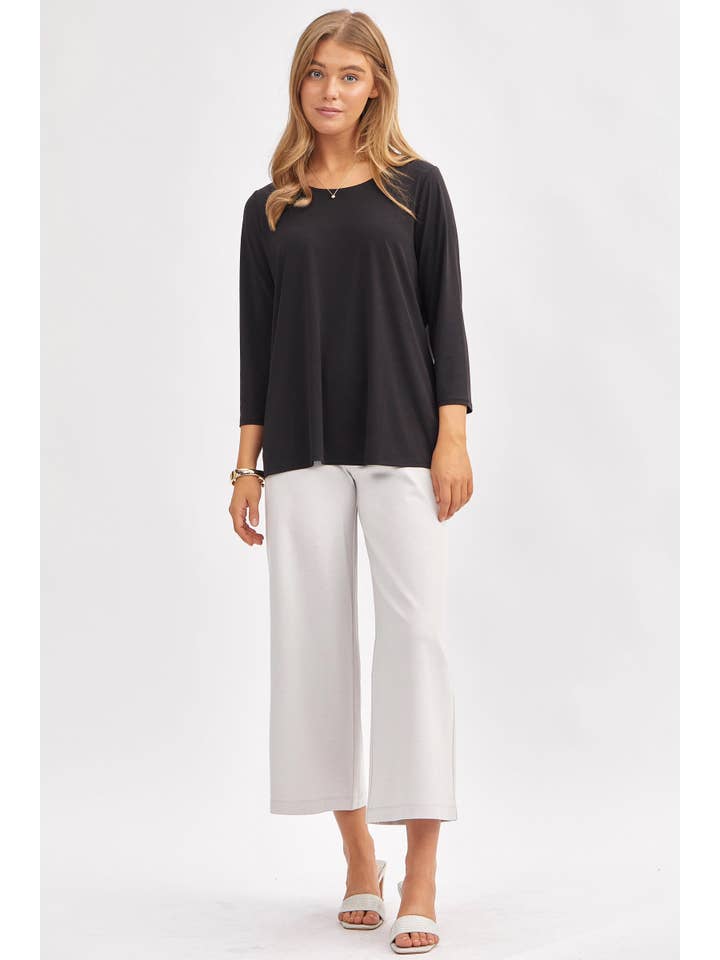 Dear Scarlett - Wholesale Tunic - Women's - Classic Wrinkle-Free Round Neck Top SD-ROUND