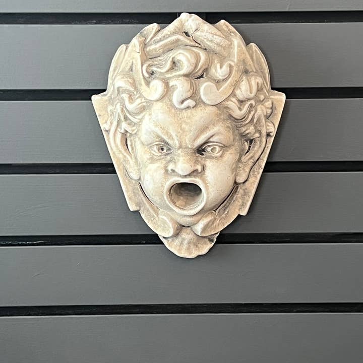 Masterpiece Studio - Wholesale Plaque - Open Mouth Pan Wall Plaque (PL17)1