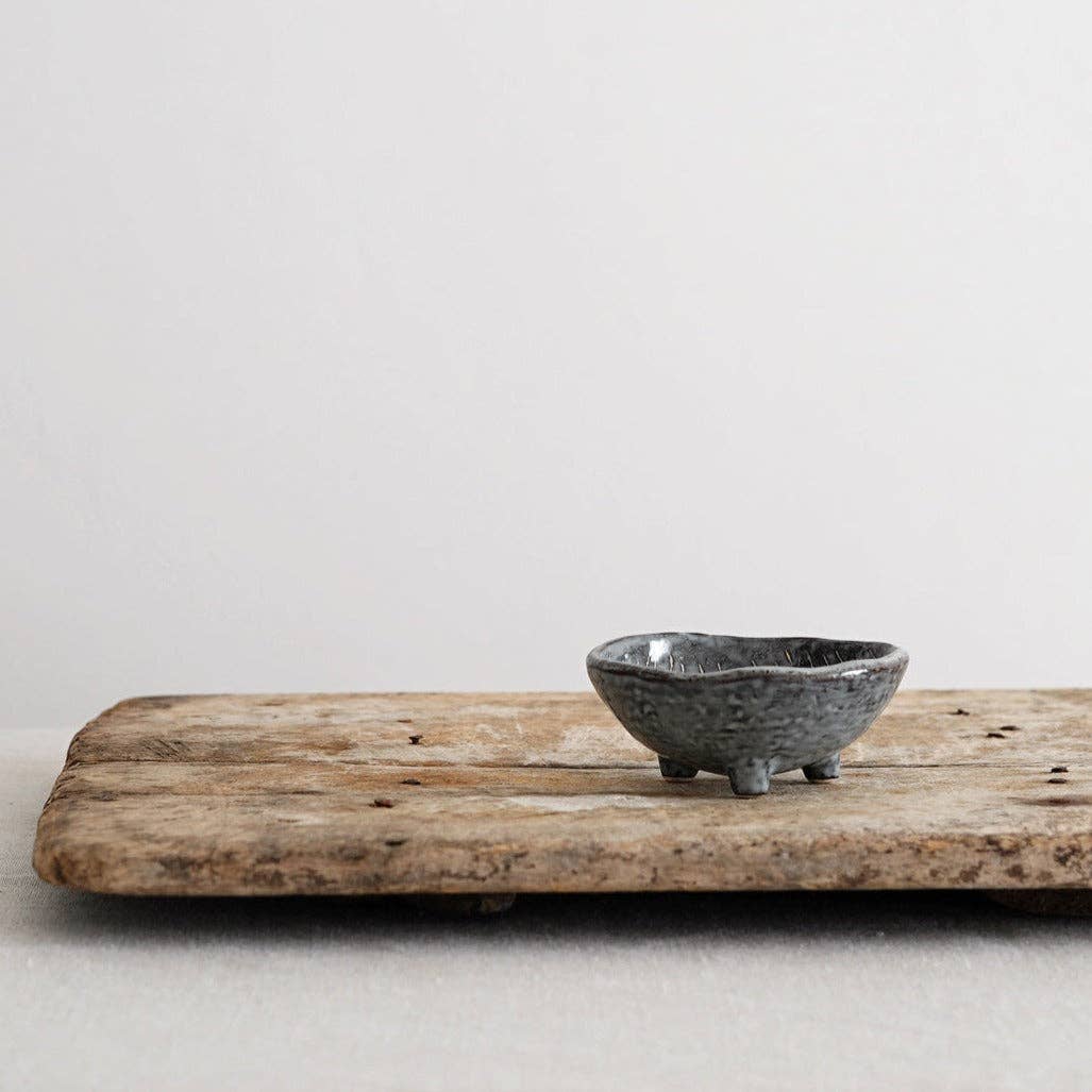 So At Nature – wholesale Condiment/dip bowl – Footed Pinch Pots - Pinchi1