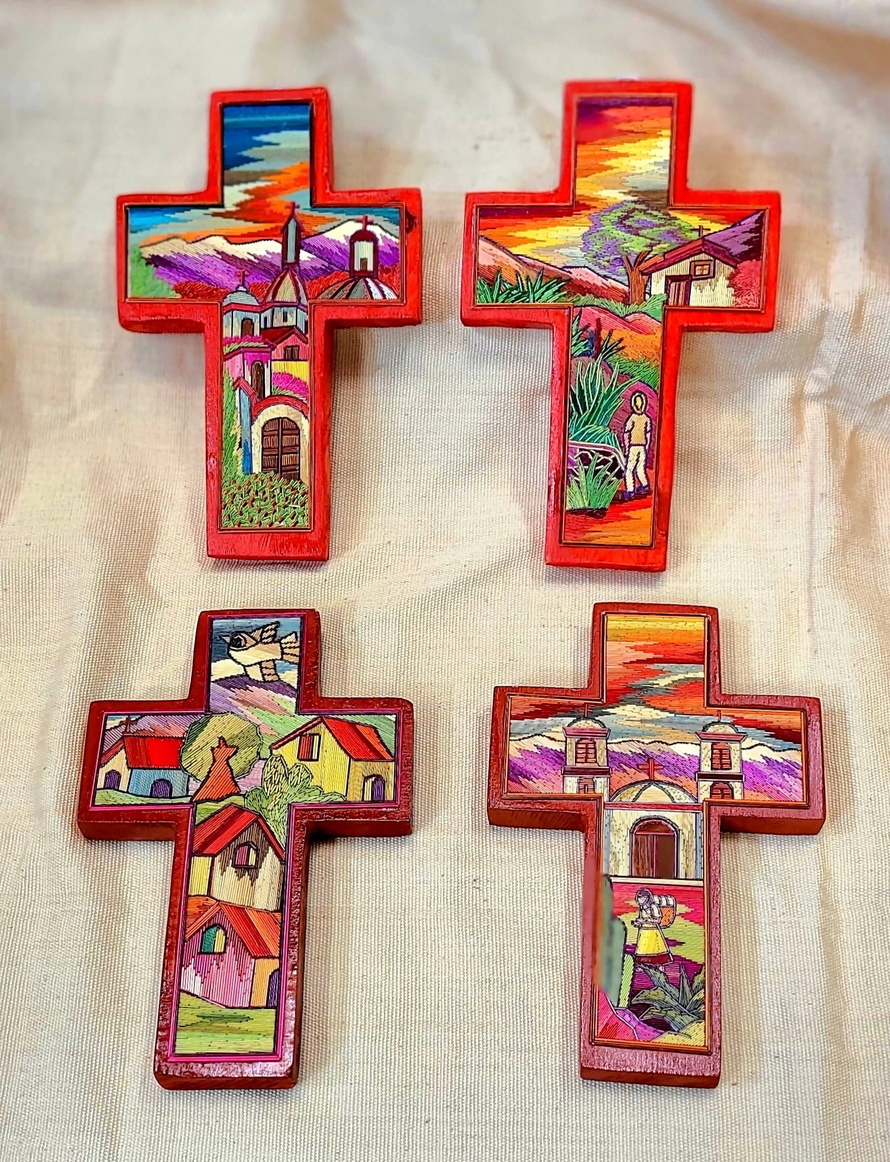 Arara Enterprises - Vente Croix murales - L'art du Popotillo (Straw) croise des scènes traditionnelles1