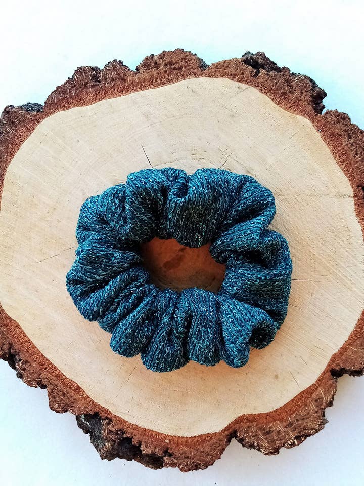 Elastico in maglia blu abete verde con dettagli blu per la vendita all'ingrosso da parte di Esmée AccessoriesNco