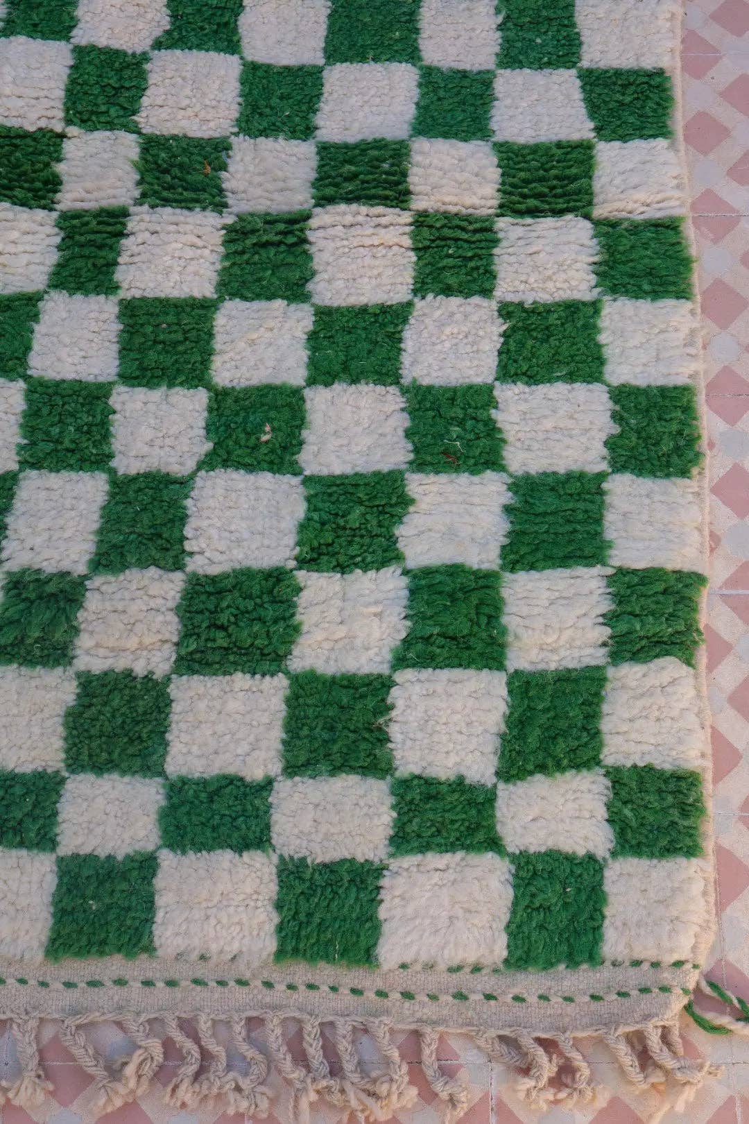 Néda - Wholesale Area Rug - Colorful Berber Rug Beni Ouarain Green Fir Checkered - 161 x 115 cm2