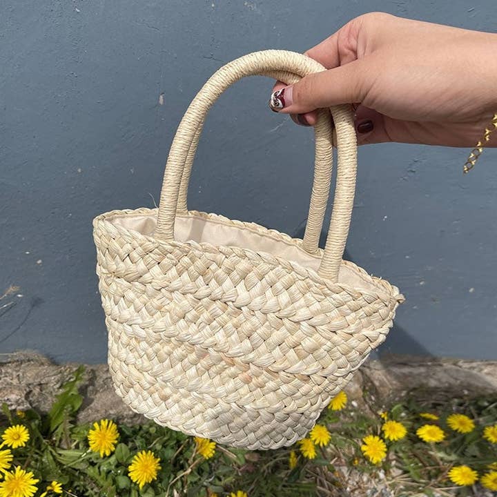 Mini cestino fatto a mano intrecciato con erba interna naturale per la vendita all'ingrosso da parte di UZ Wholesale Store