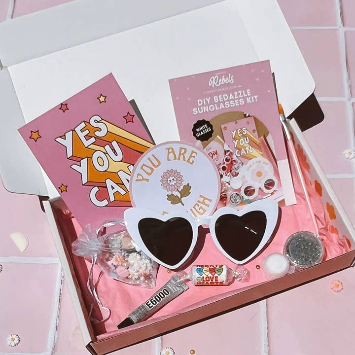 Confetti Rebels - Wholesale DIY craft kit - Adults DIY Bedazzle Sunglasses Kit6