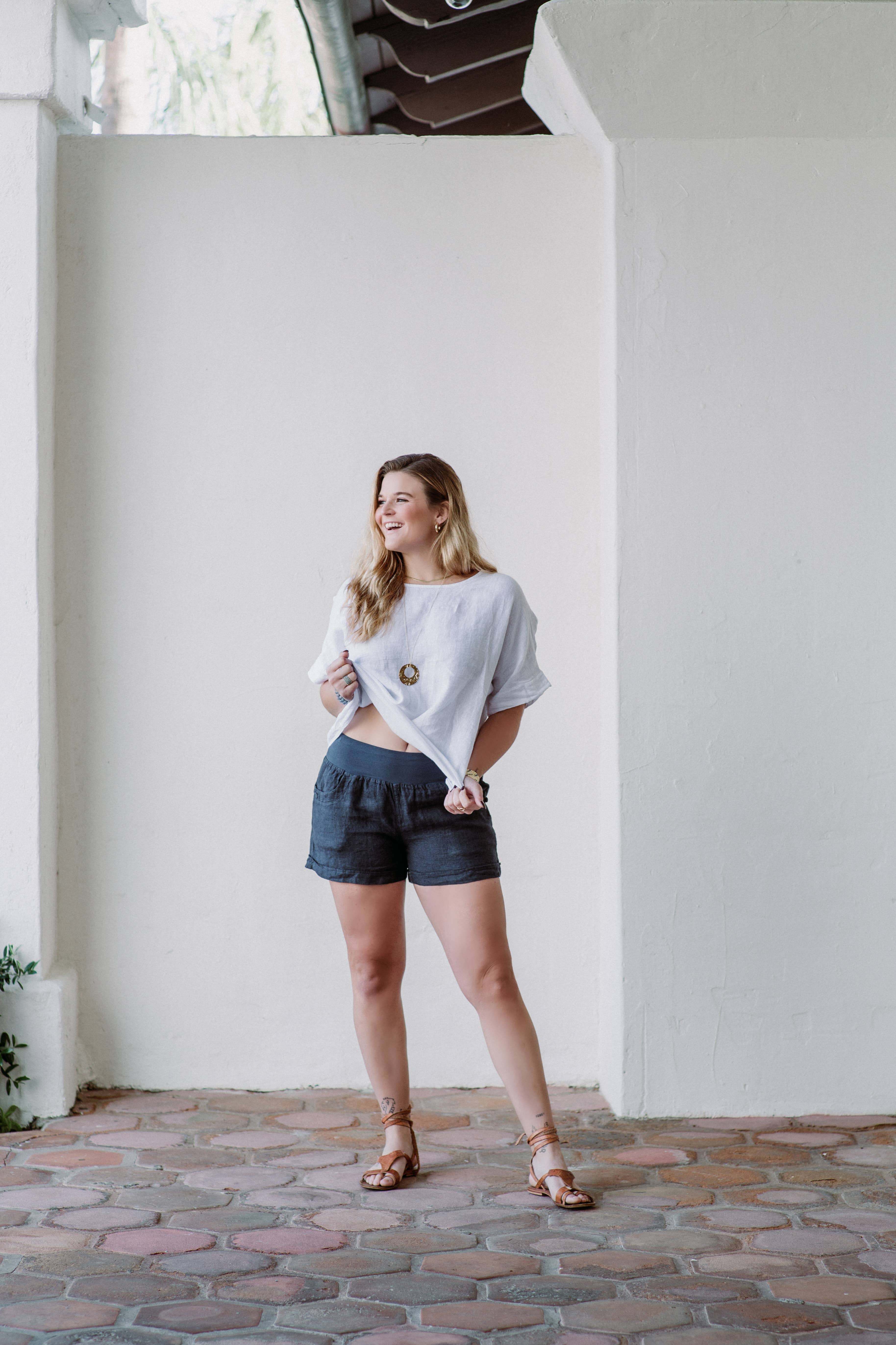 Splendid Iris Threads - Wholesale Shorts - Women's - Italian Made Linen Cuffed Shorts, SALE7