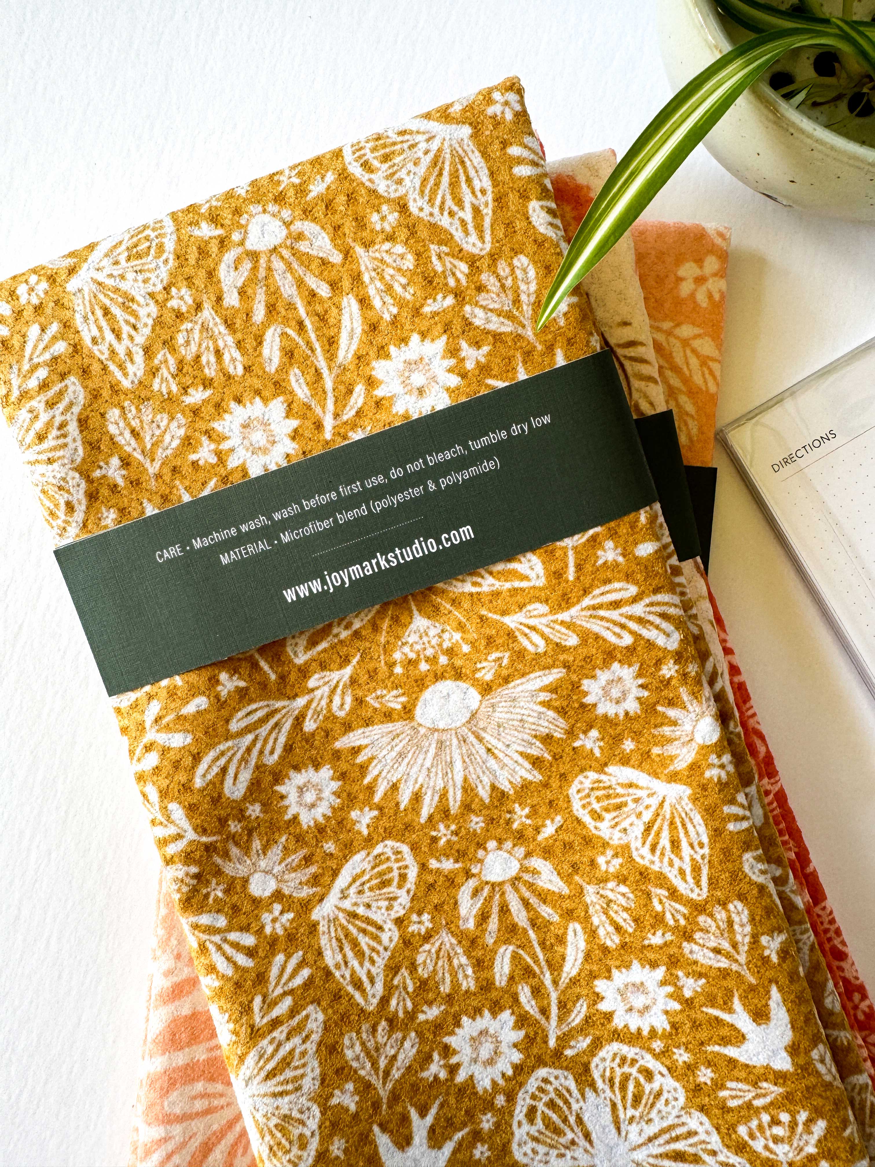 Joymark Studio - Wholesale Tea Towel - Mariposa Motif Small Butterflies Waffle Weave Tea Towel5