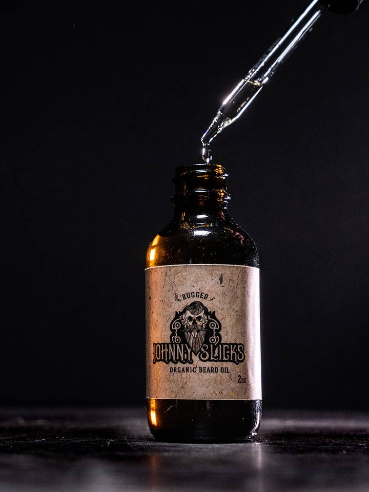 Huile de Barbe Bio pour la vente par Johnny Slicks