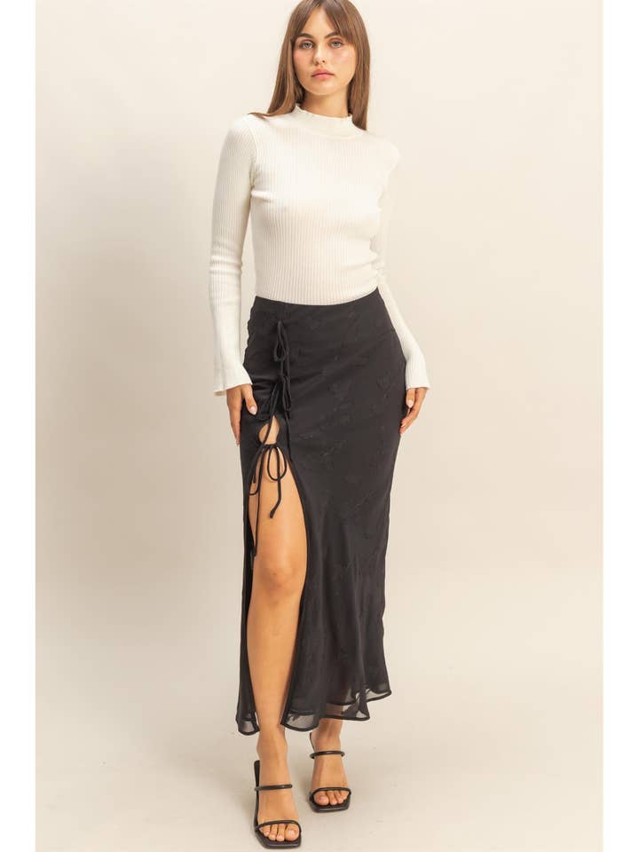 Gonna lunga elegante con coulisse a fiori per la vendita all'ingrosso da parte di HYFVE