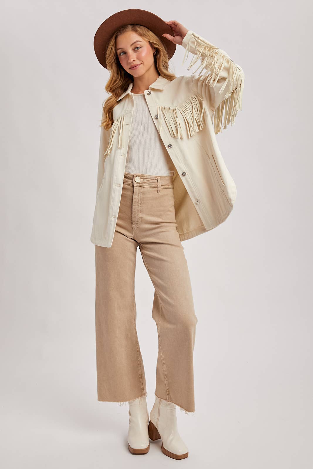 Bluivy - Vendita all'ingrosso Giacca - Donna - Giacca in denim western con frange e bottoni - confezione aperta14