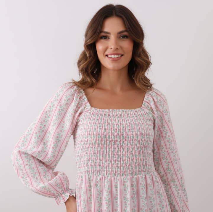 Vestido de mamá con nido de abeja y estampado floral de tulipanes para venta al por mayor de Aspen Rain Boutique