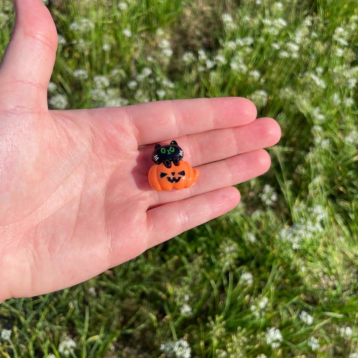 Mini Kitty Designs - Wholesale Shoe Jewelry - Women's - Halloween Croc Charms4