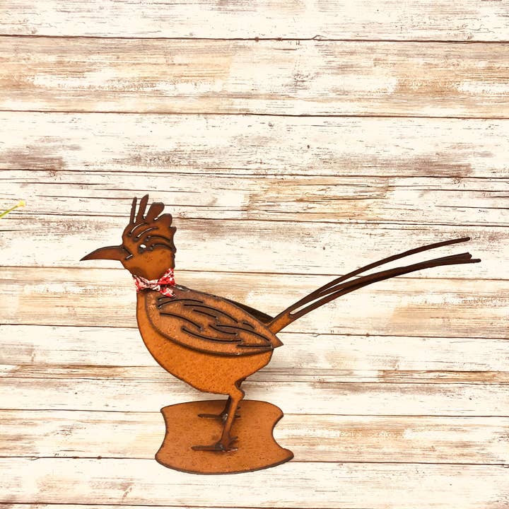 Universal Ironworks USA - Wholesale Outdoor Ornament/Decor - Roadrunner Medium Rustic Southwestern Garden Decor Yard Art