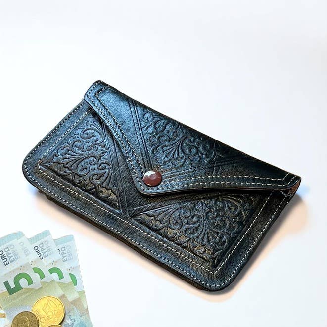HandmadeBestSeller – wholesale Wallet – Women's – Handmade Moroccan Embossed Leather Walle1