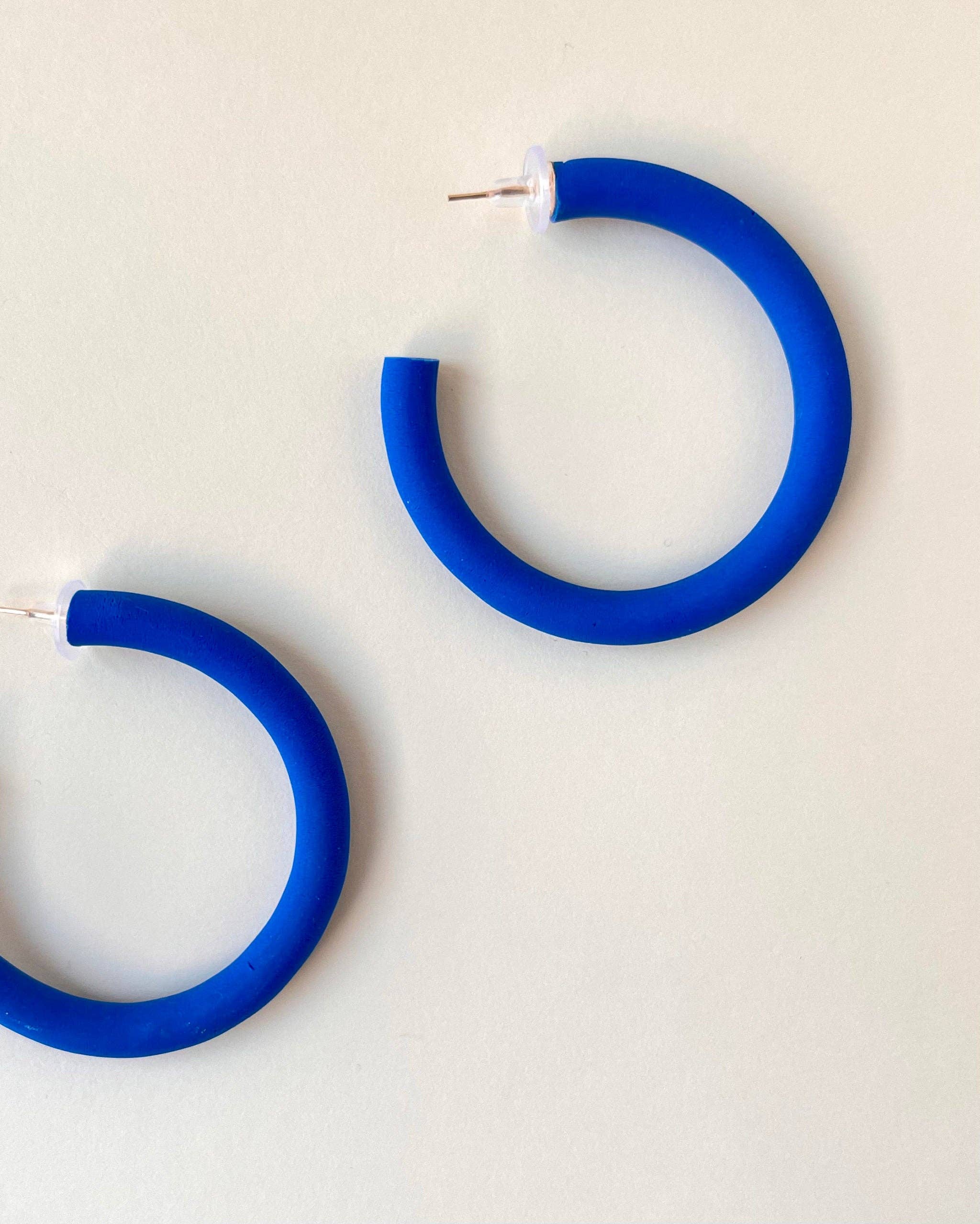 Areto Shop - Wholesale Hoop Earrings - The Little Aretos0