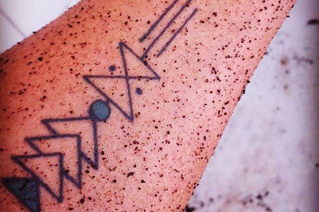 SOUTHERN RHOADES APOTHECARY – wholesale Body scrub/exfoliant – 8oz Black Jack Body Scrub2