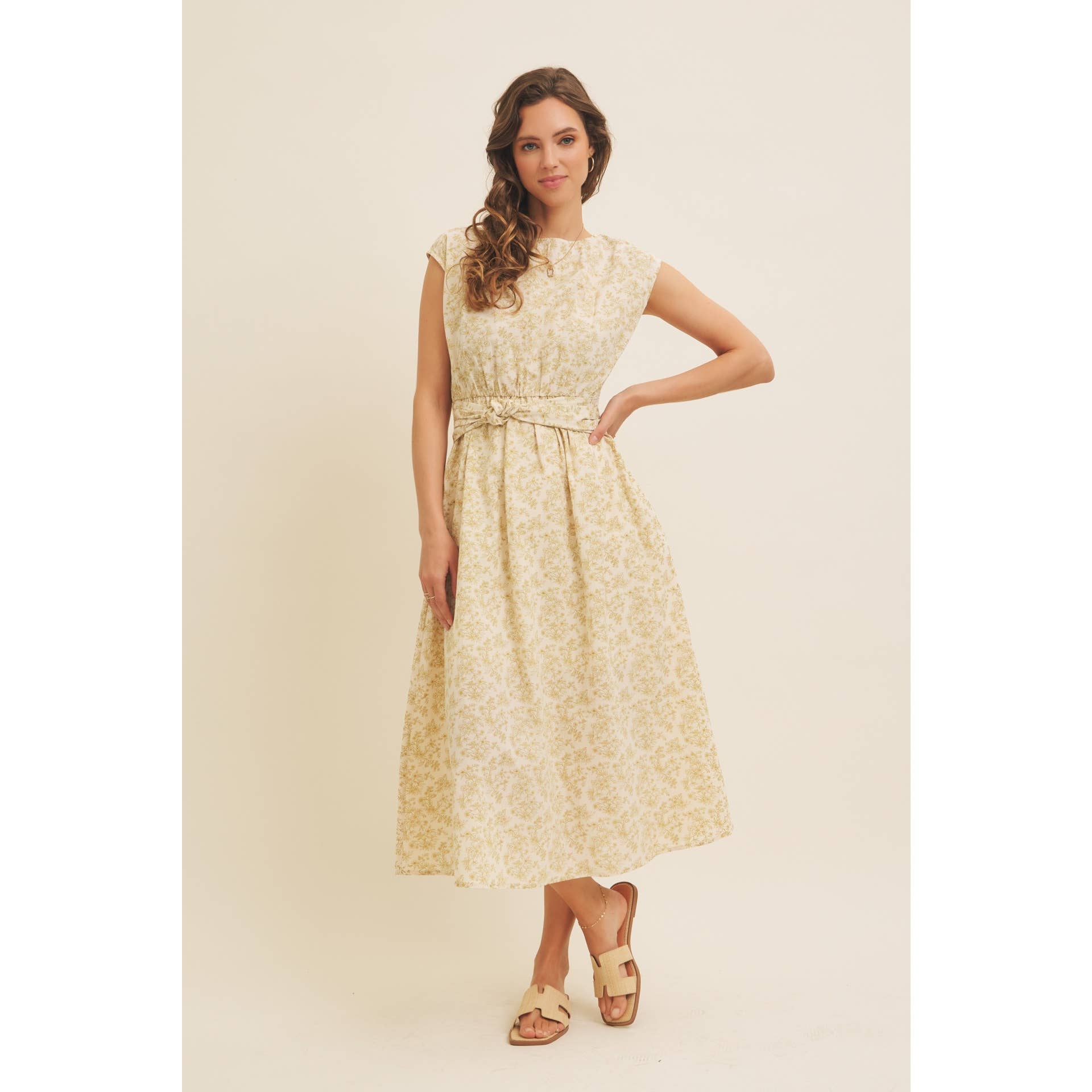 in february - Wholesale Dress - Women's - BOAT NECK PLEATED SLEEVELESS FLORAL MIDI DRESS2