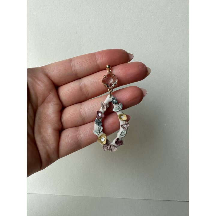 Clay & Fern Co. - Wholesale Dangle Earrings - Haven Earrings - Floral Clay Earrings3