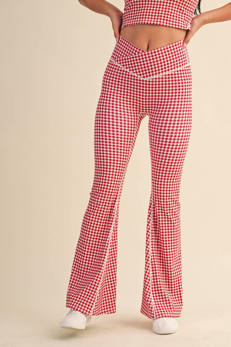 KIMBERLY C – Engroshandel Sports-/loungeleggings – til kvinder – Gingham Print Højtaljede Crossover Flare Leggings18