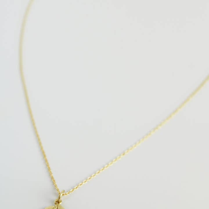My Doris – wholesale Pendant/charm necklace – DAINTY LEAF NECKLACE1