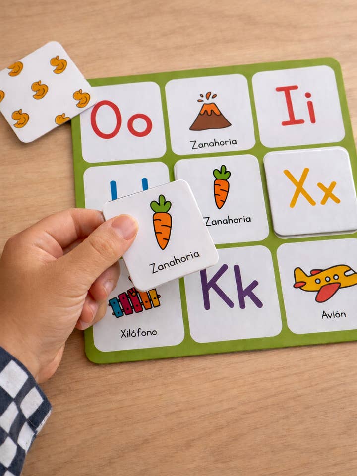 Letteria & Memoria - Spanish Phonics Learning Game for Kids for wholesale by Pato Pato