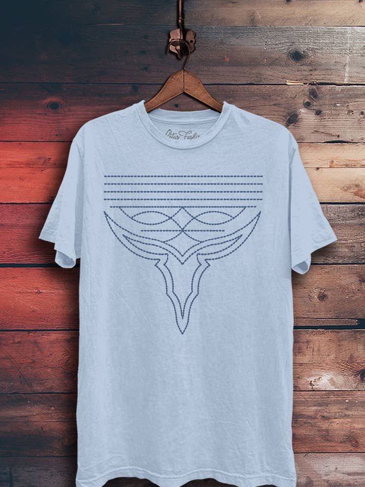 Lotus Fashion Collection - Wholesale T-shirt met print - Dames - Western Boot Stitch top met grafische print1