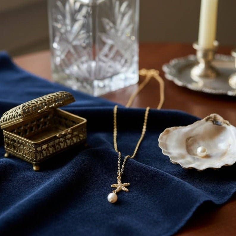 OE! – Großhandel Kette mit Anhänger/Charm – ASTEROIDEA - Halskette mit Seestern-Anhänger aus Zirkonia und Perle1