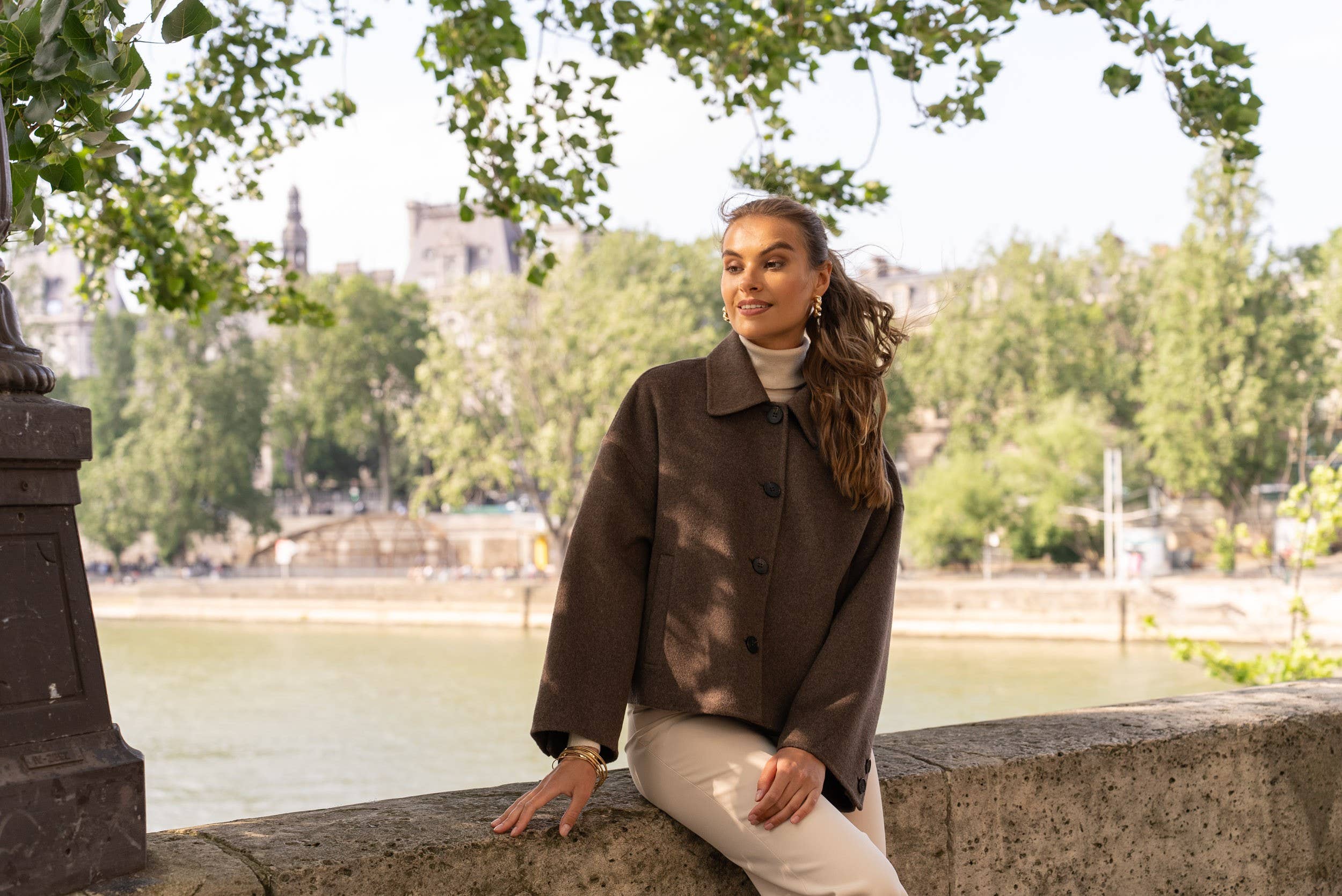 Attentif Paris - Vendita all'ingrosso Cappotto - Donna - Cappotto corto oversize artigianale in misto lana35