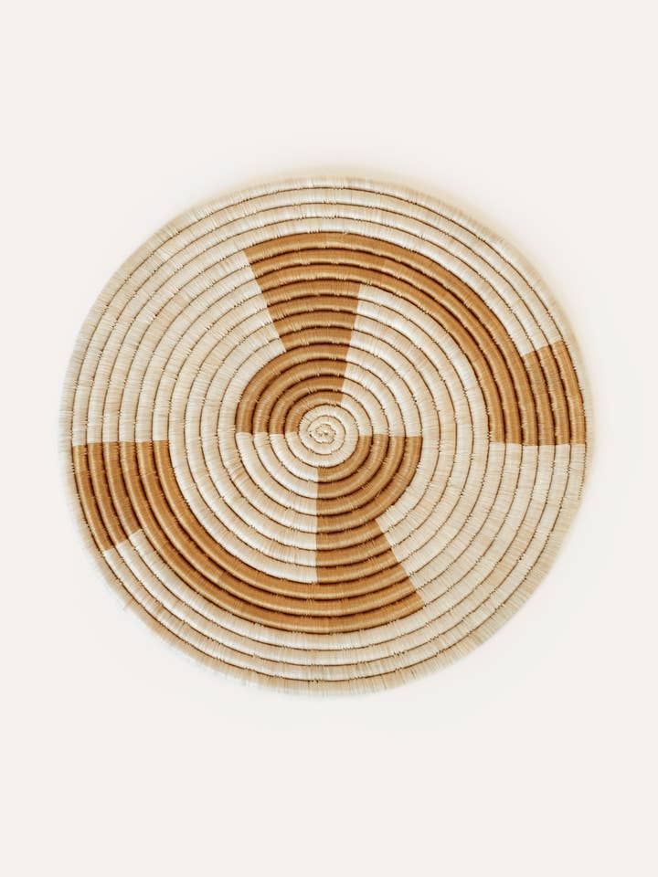 Set de table Gold Geo pour la vente par Indego Africa